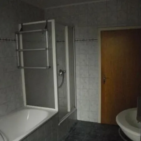 Apartment Monteur- Und