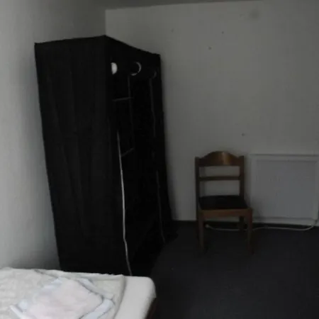 Monteur- Und Apartman Küsten
